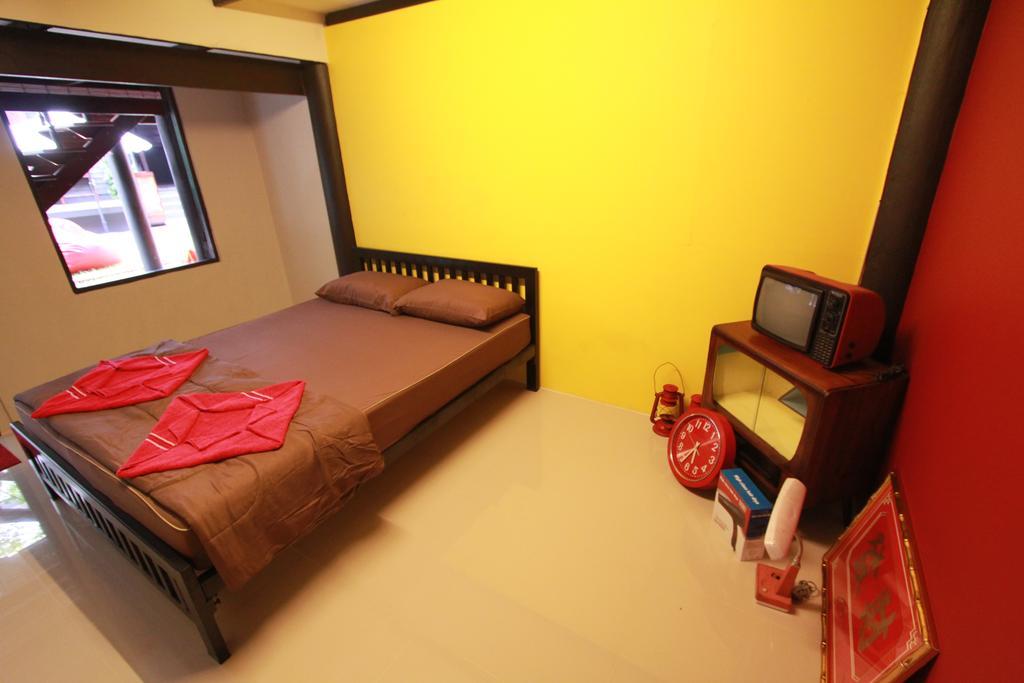 Viman Guesthouse Бангкок Экстерьер фото