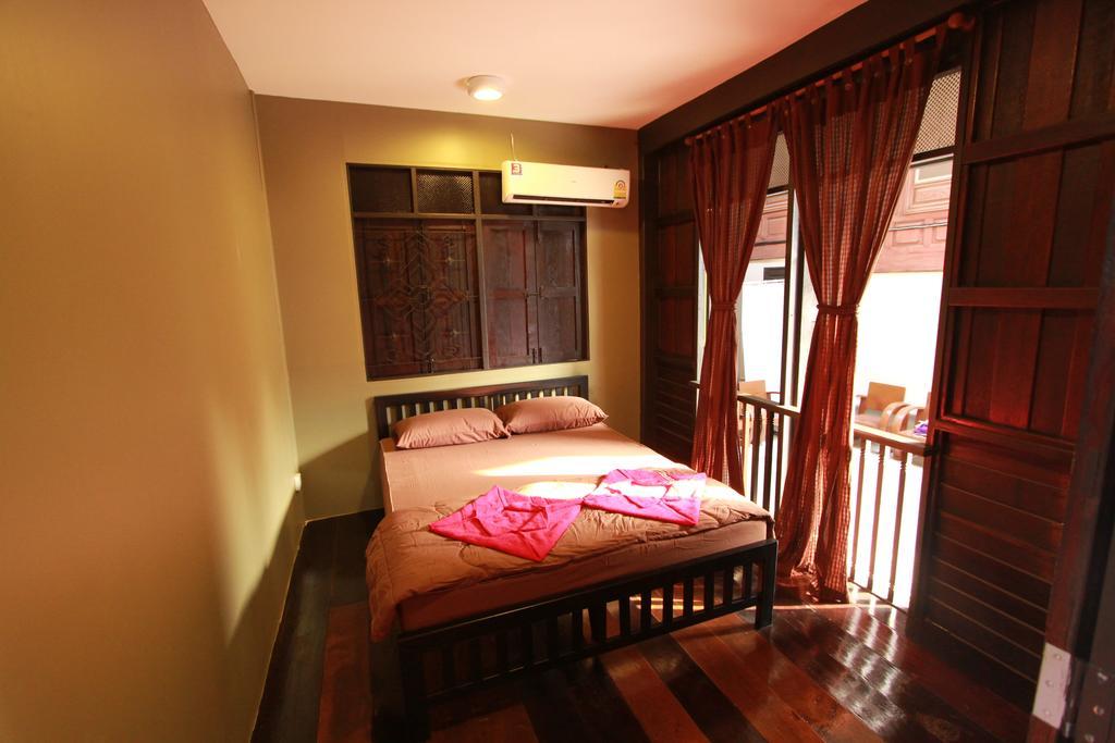 Viman Guesthouse Бангкок Экстерьер фото