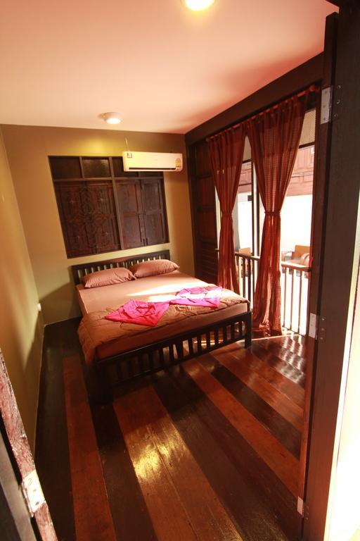 Viman Guesthouse Бангкок Экстерьер фото